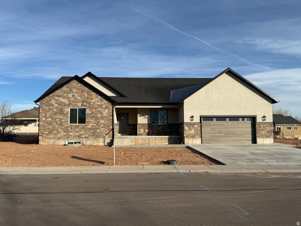 1198 W GRAYHAWK LOOP Roosevelt, UT 84066