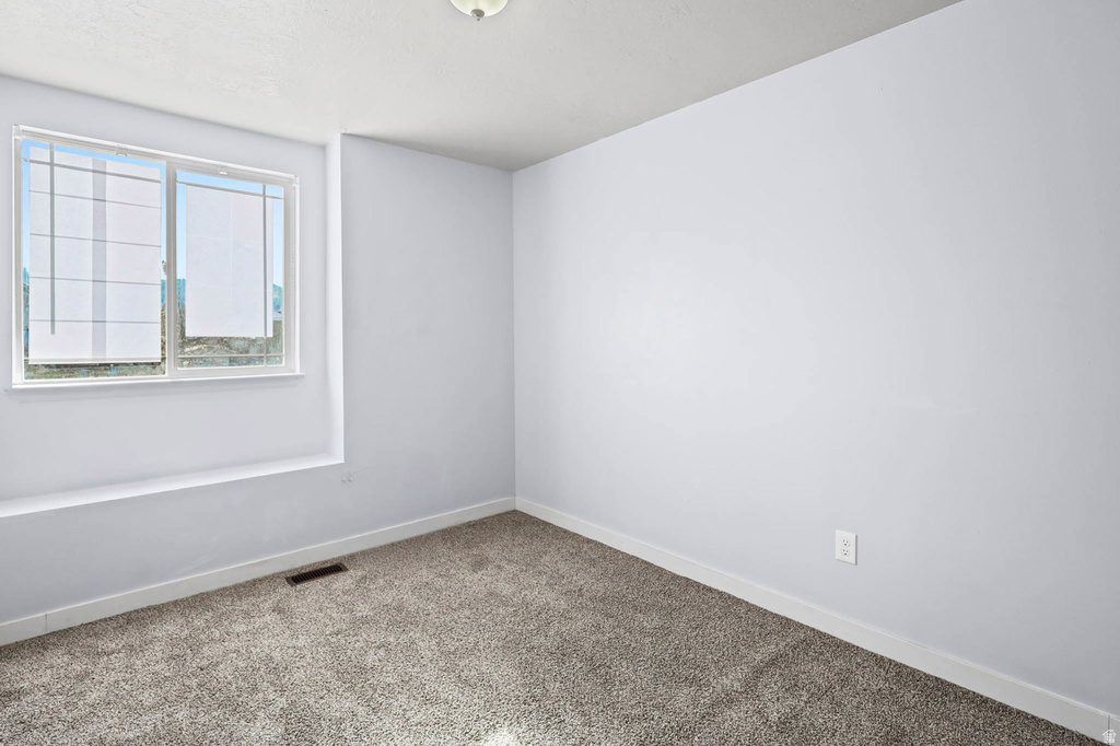 405 E 1310 N Tooele, UT 84074
