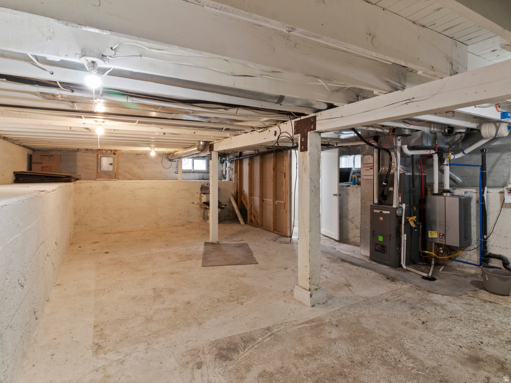 1648 E ROOSEVELT AVE Salt Lake City, UT 84105