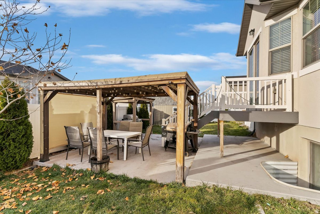 552 S 1525 W Syracuse, UT 84075