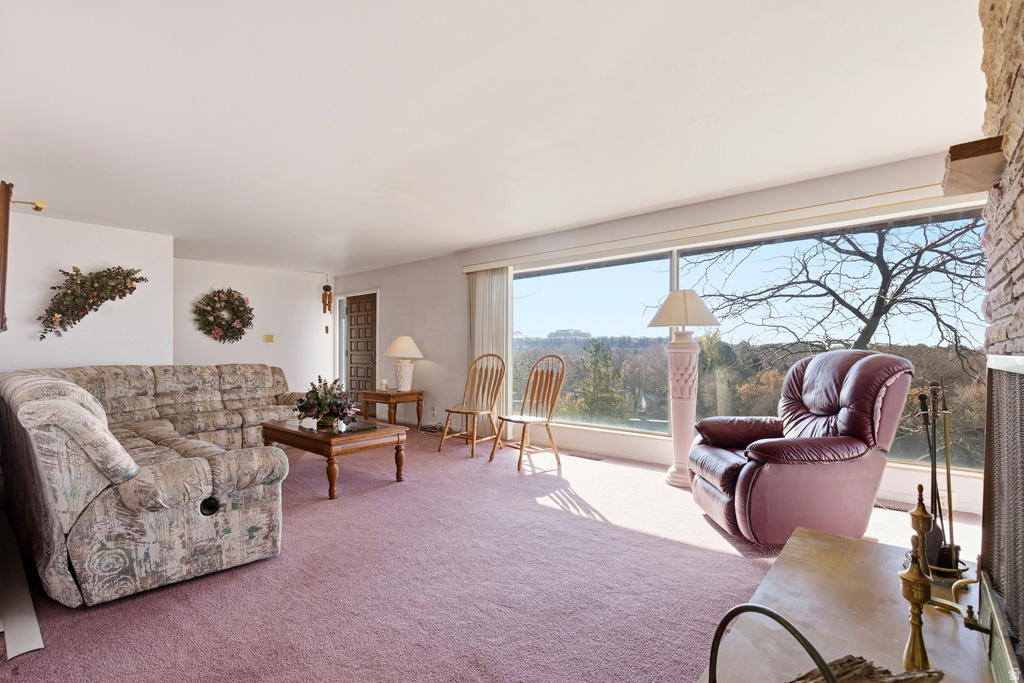 1325 E MILNE LN Cottonwood Heights, UT 84047