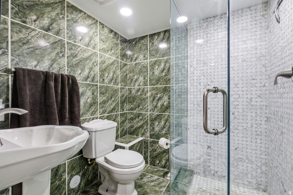 1182 COUNTRY RIDGE DR South Jordan, UT 84095