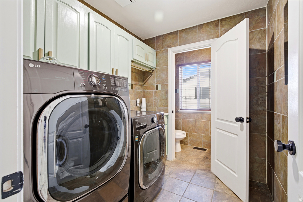 1182 COUNTRY RIDGE DR South Jordan, UT 84095