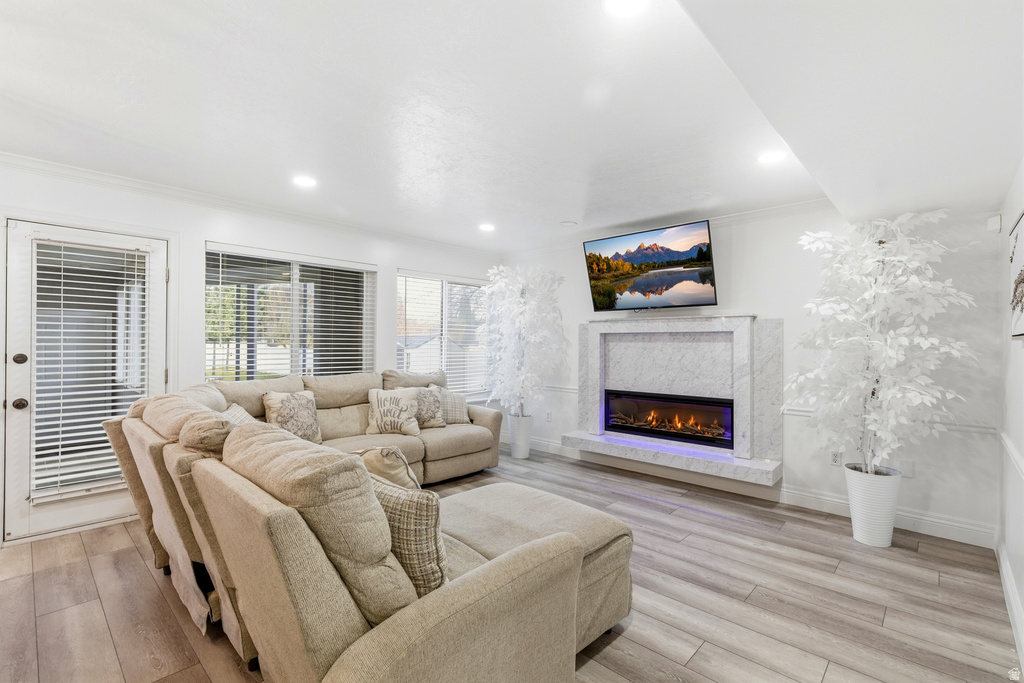 1182 COUNTRY RIDGE DR South Jordan, UT 84095