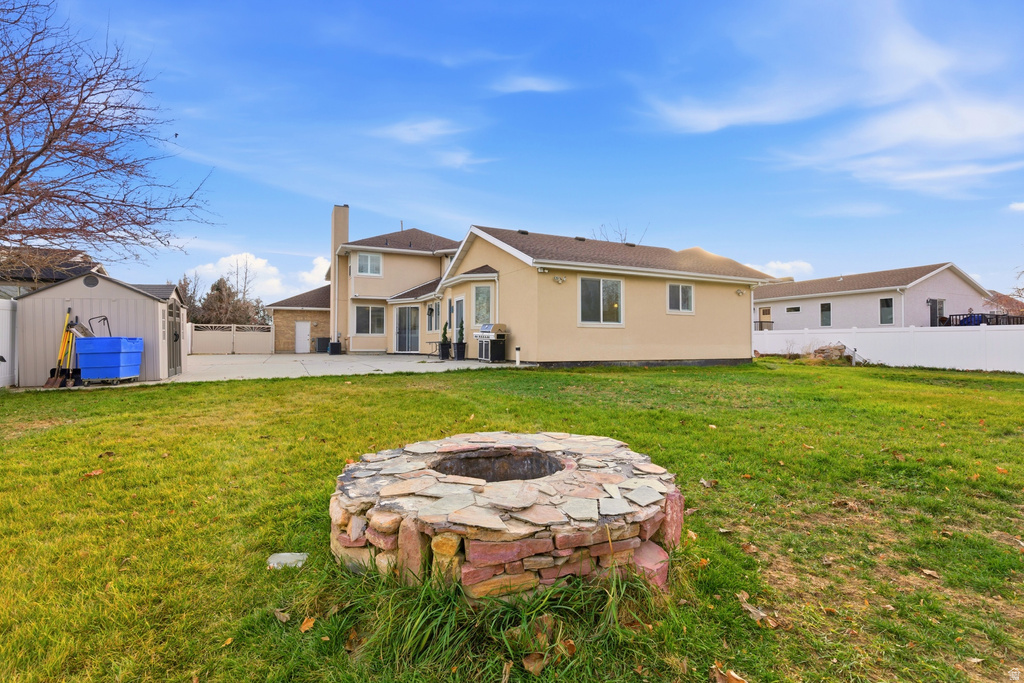 1182 COUNTRY RIDGE DR South Jordan, UT 84095