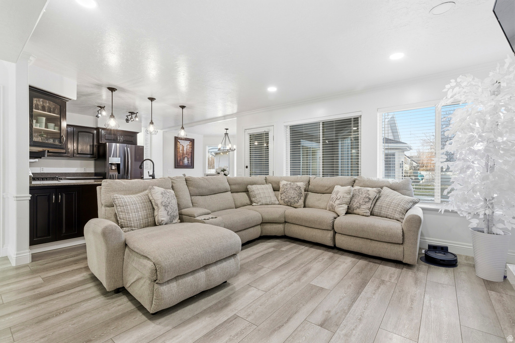 1182 COUNTRY RIDGE DR South Jordan, UT 84095