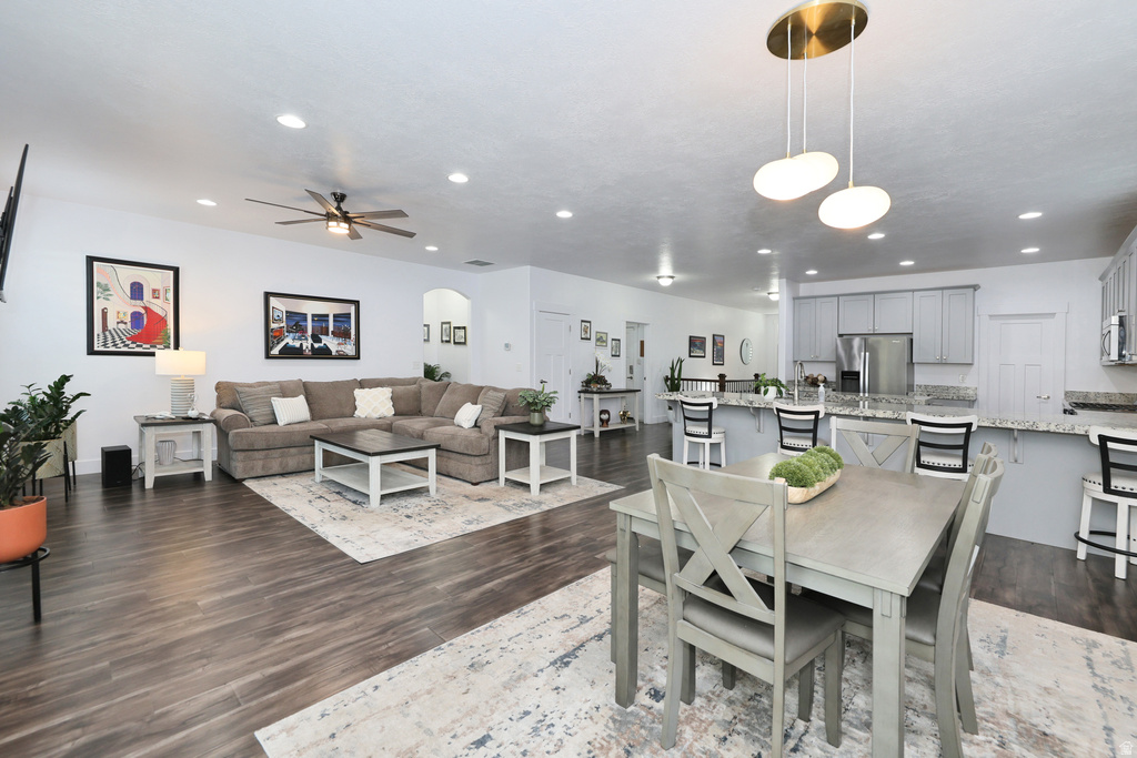 5625 S DUNETREE HILL LN Holladay, UT 84121