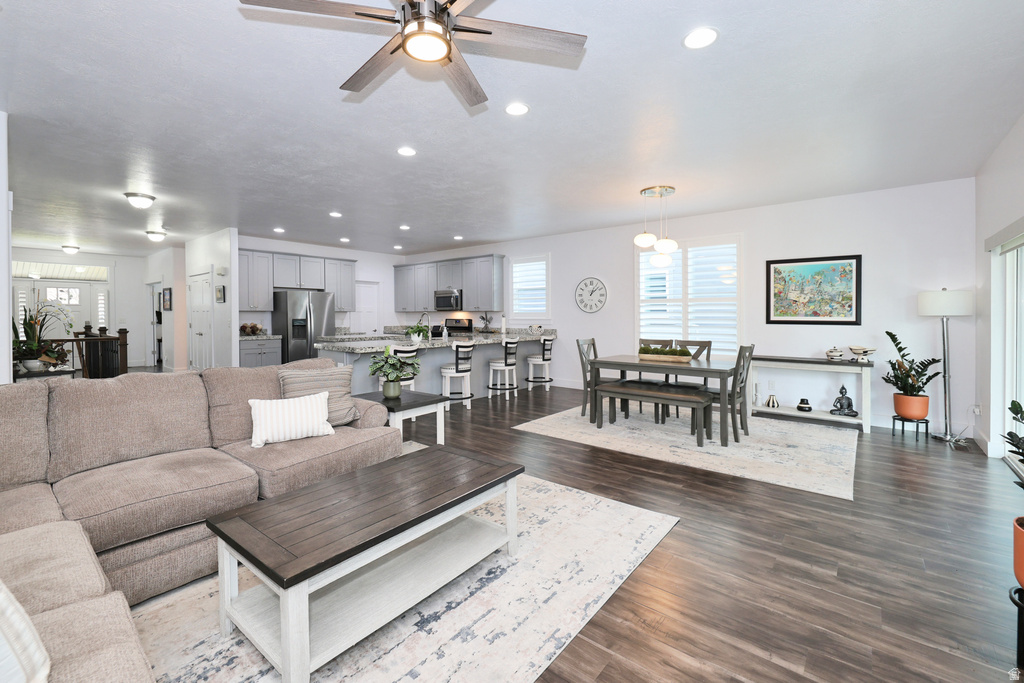 5625 S DUNETREE HILL LN Holladay, UT 84121