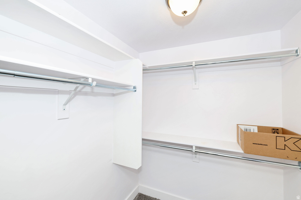 5625 S DUNETREE HILL LN Holladay, UT 84121