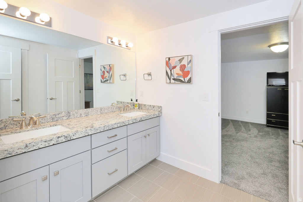 5625 S DUNETREE HILL LN Holladay, UT 84121