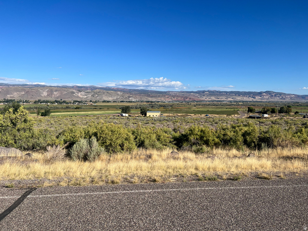 2 N LANDSLIDE RD Central Valley, UT 84754