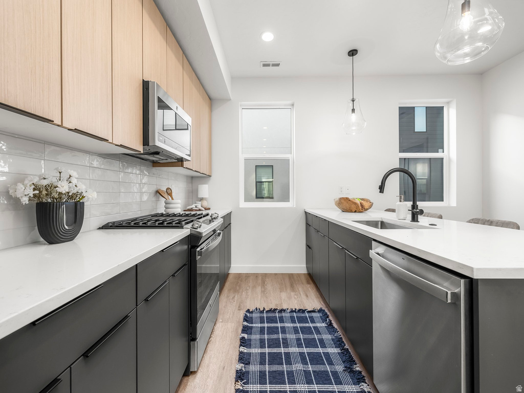 493 W 620 N #122 Centerville, UT 84014