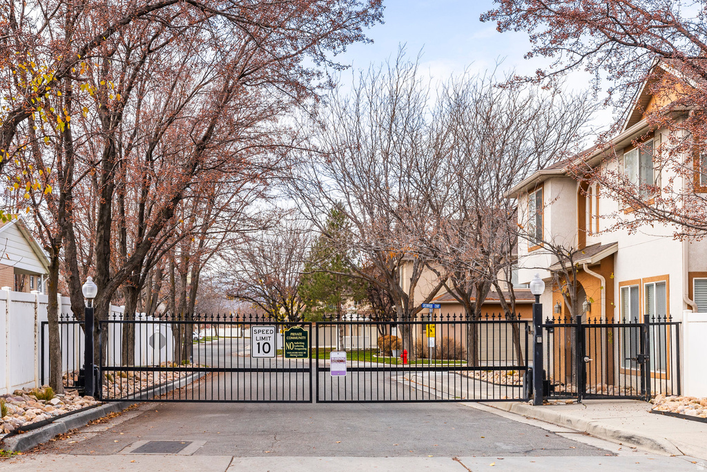 1245 W SIENNA WAY Taylorsville, UT 84123