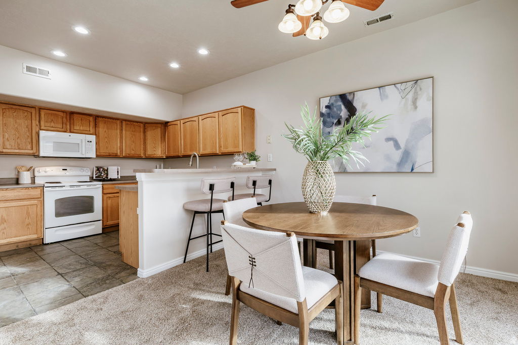 1245 W SIENNA WAY Taylorsville, UT 84123