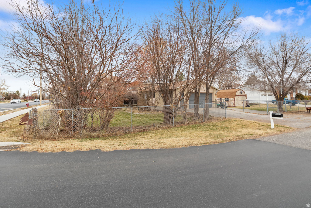 5076 S 4700 W Hooper, UT 84315