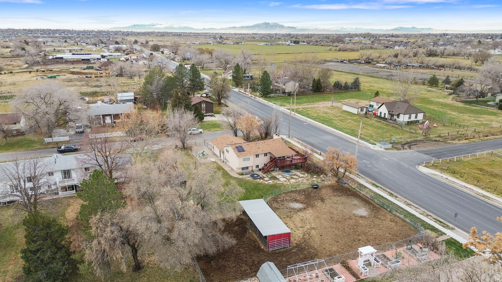 5076 S 4700 W Hooper, UT 84315