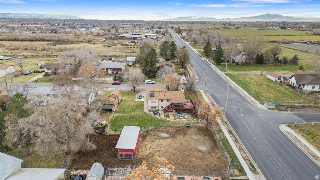 5076 S 4700 W Hooper, UT 84315