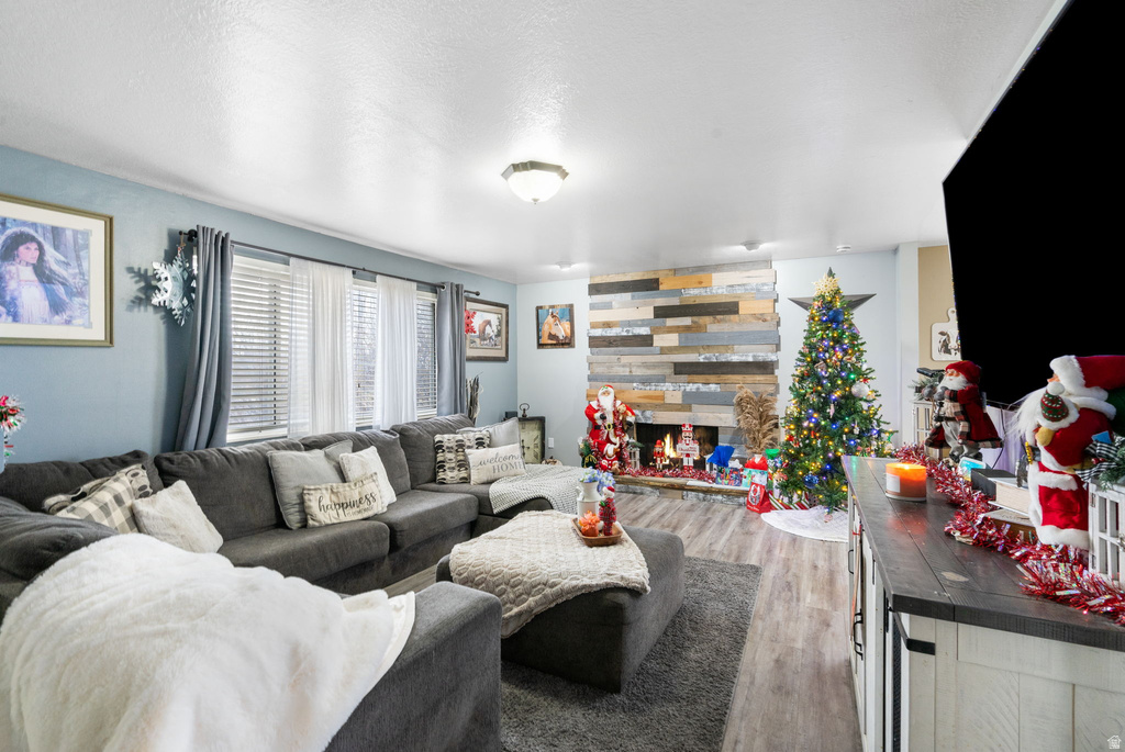 5076 S 4700 W Hooper, UT 84315