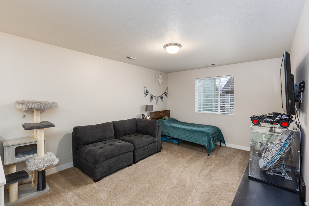 1083 W STONEHAVEN DR North Salt Lake, UT 84054