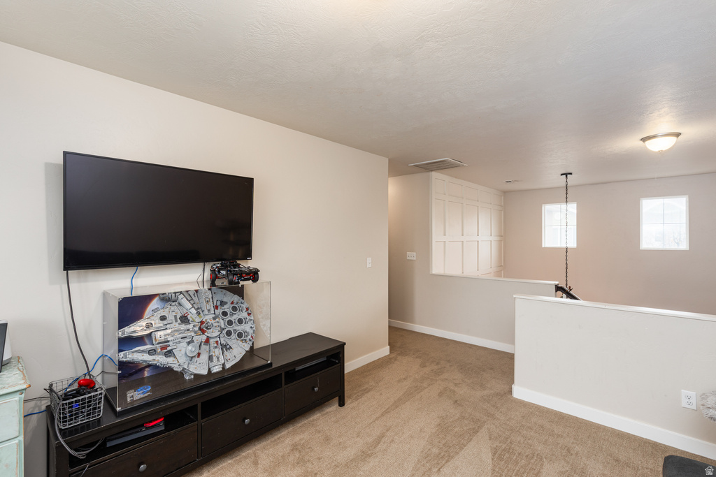 1083 W STONEHAVEN DR North Salt Lake, UT 84054