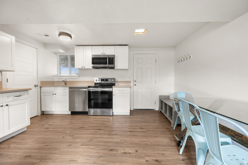 959 E VIOLET DR Sandy, UT 84094