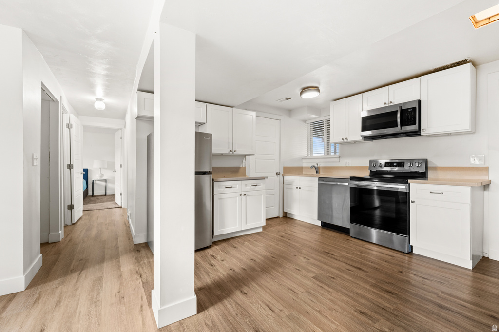 959 E VIOLET DR Sandy, UT 84094