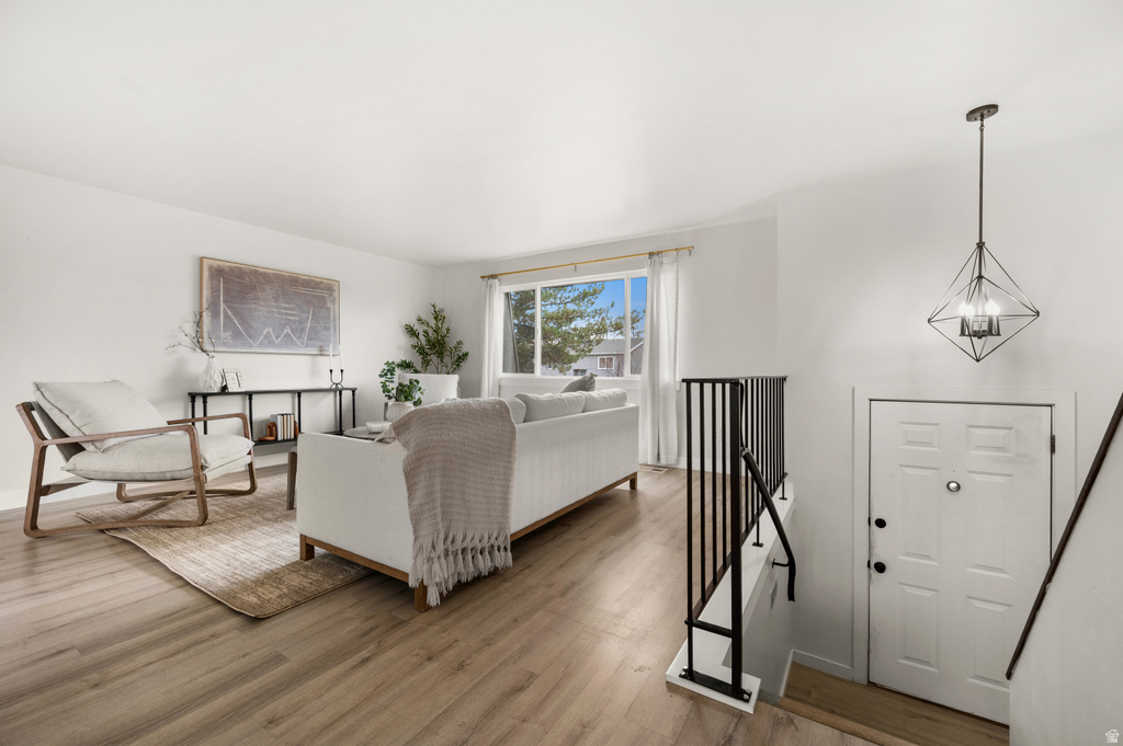 959 E VIOLET DR Sandy, UT 84094