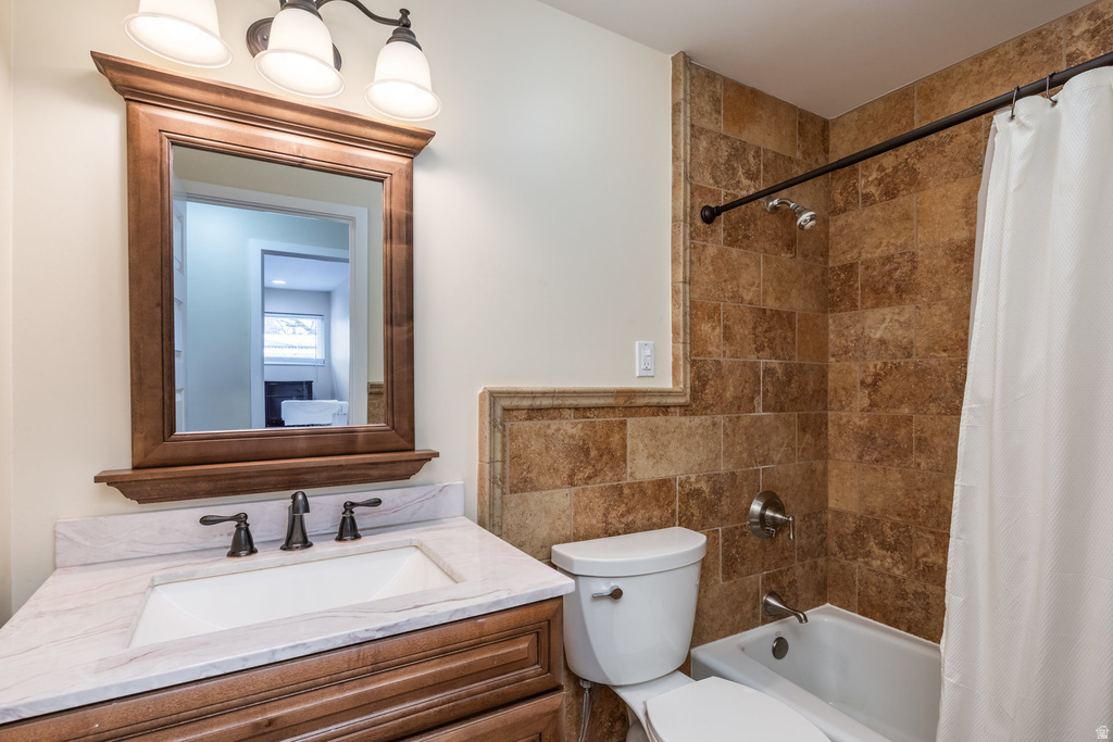 5088 S WOODMONT DR Holladay, UT 84117