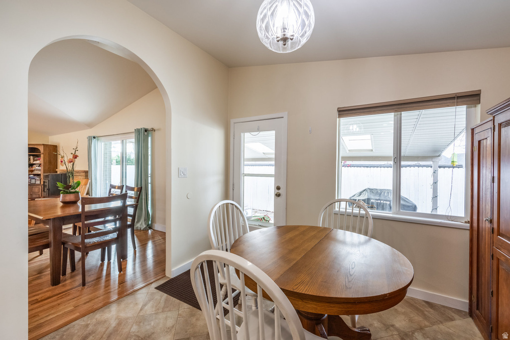 5088 S WOODMONT DR Holladay, UT 84117