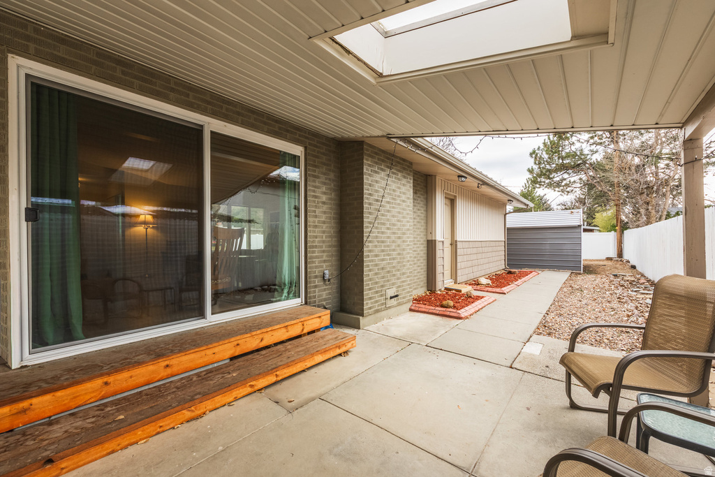 5088 S WOODMONT DR Holladay, UT 84117