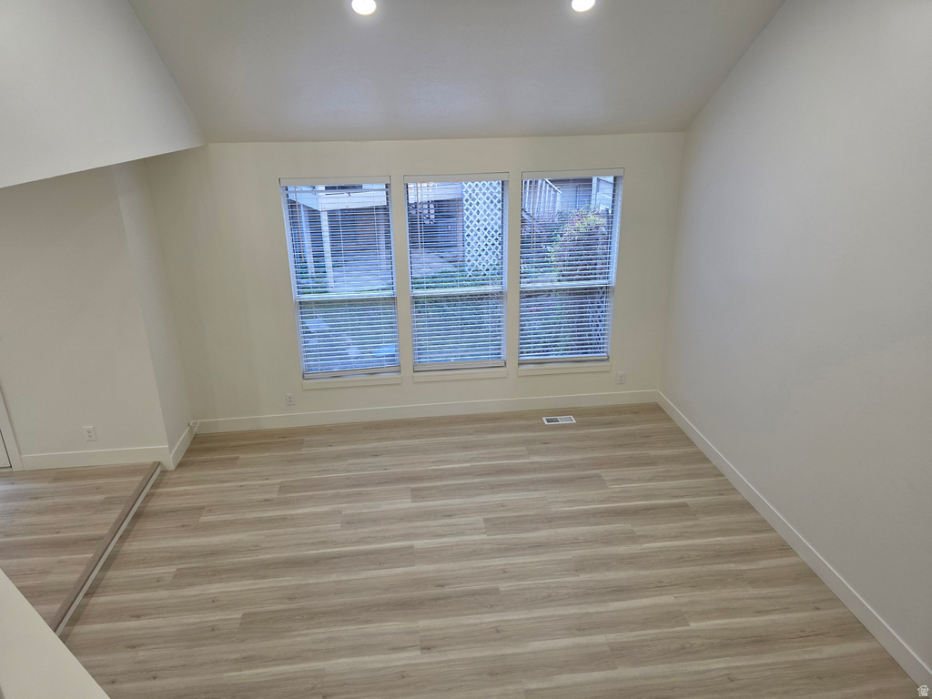 3566 E WASATCH HILLS LN Salt Lake City, UT 84121