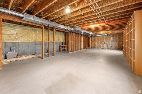 3352 W 10235 S South Jordan, UT 84095