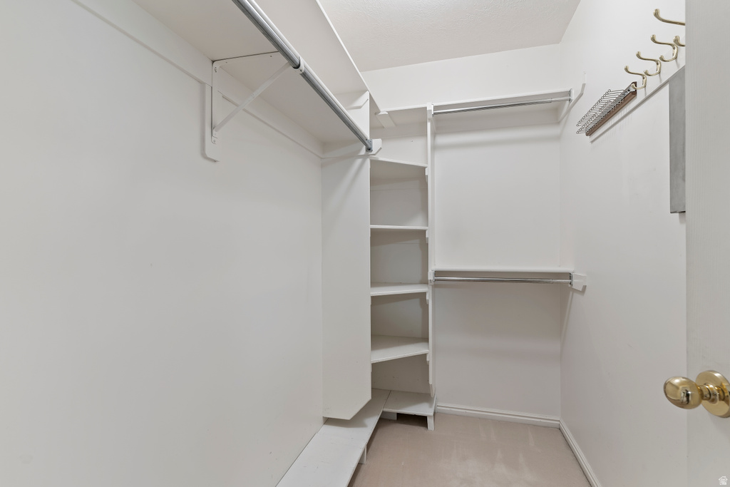 1762 E WHISPERING OAKS DR Ogden, UT 84403