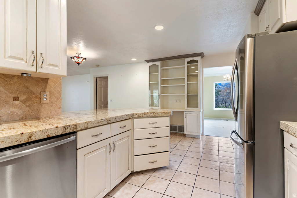 1762 E WHISPERING OAKS DR Ogden, UT 84403