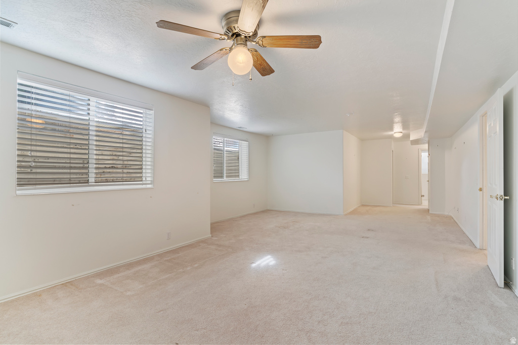 1762 E WHISPERING OAKS DR Ogden, UT 84403