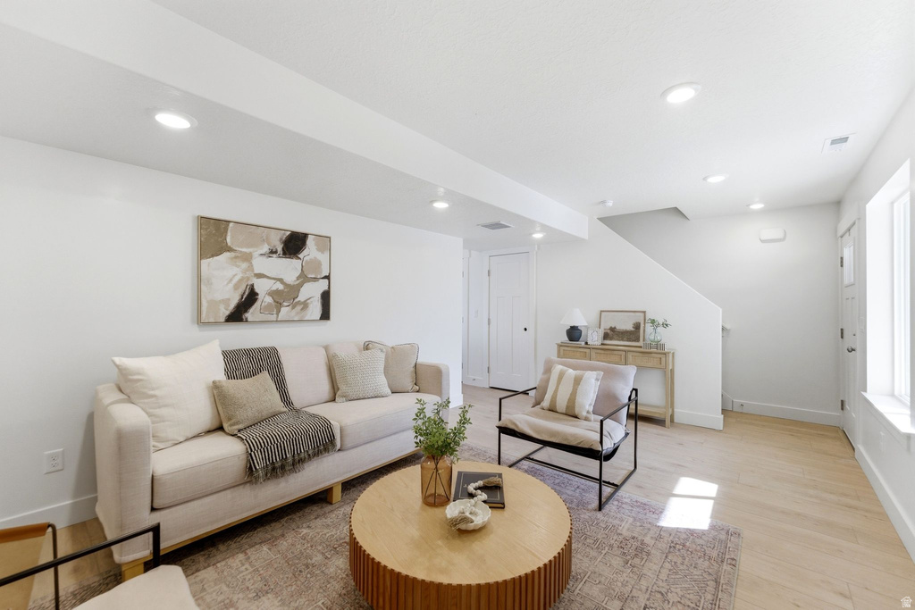 1615 N ANGEL ST Layton, UT 84041