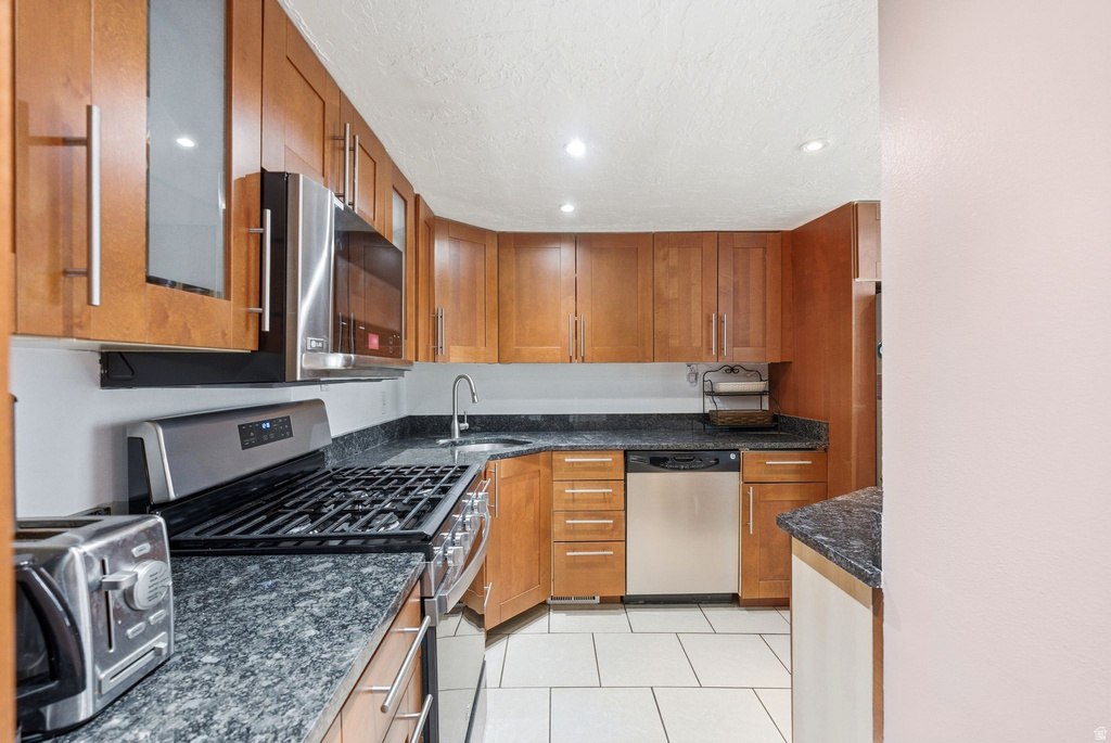 2220 E MURRAY HOLLADAY RD #101 Holladay, UT 84117