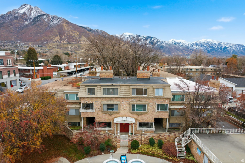 2220 E MURRAY HOLLADAY RD #101 Holladay, UT 84117