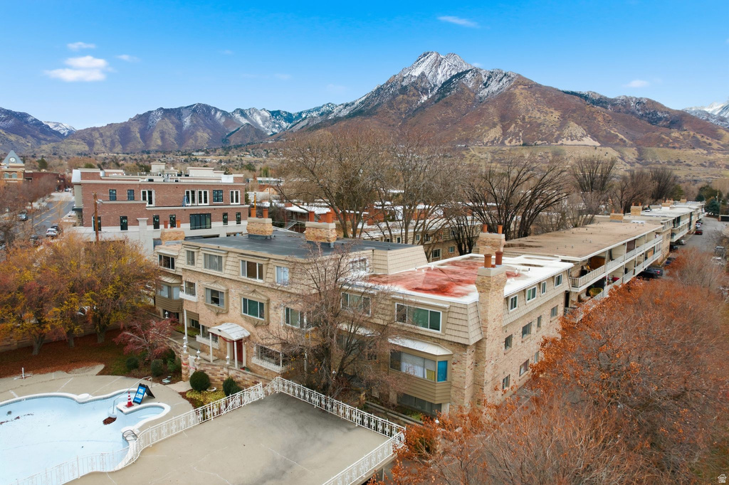 2220 E MURRAY HOLLADAY RD #101 Holladay, UT 84117