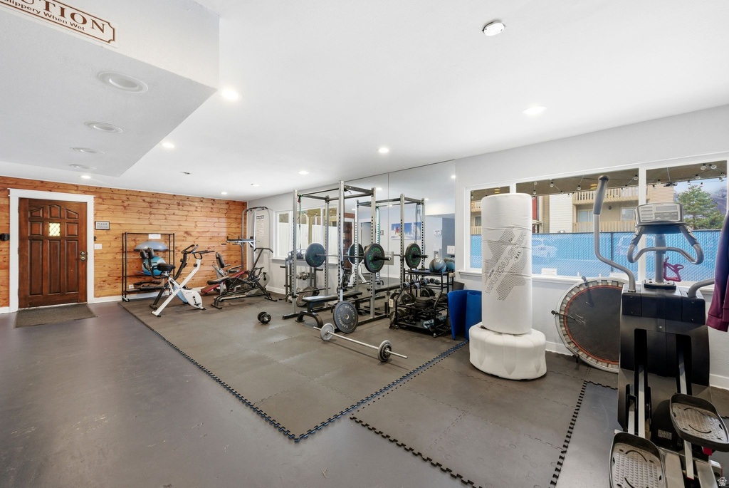 2220 E MURRAY HOLLADAY RD #101 Holladay, UT 84117