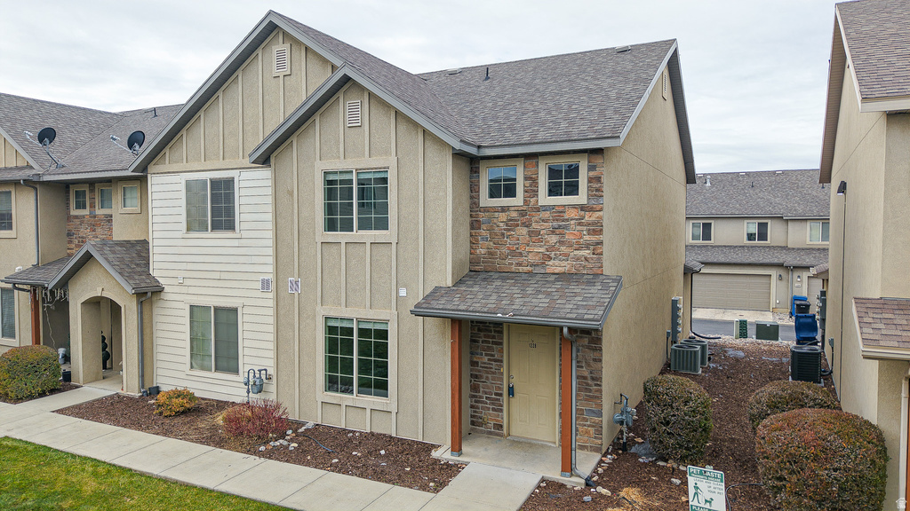 1228 N CATTAIL DR Spanish Fork, UT 84660