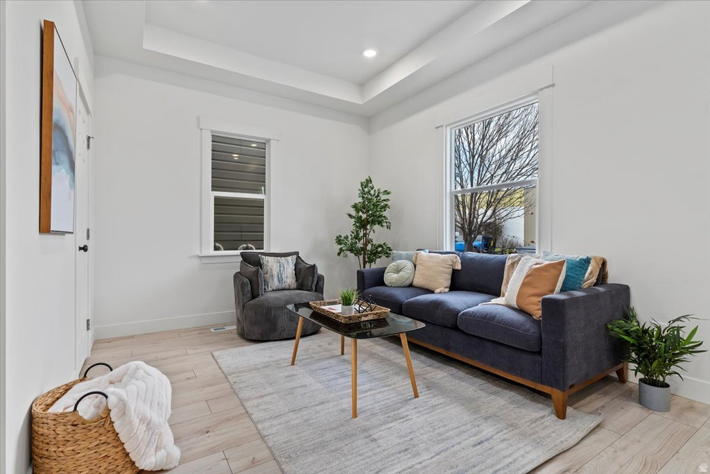 249 S GLENDALE ST Salt Lake City, UT 84104