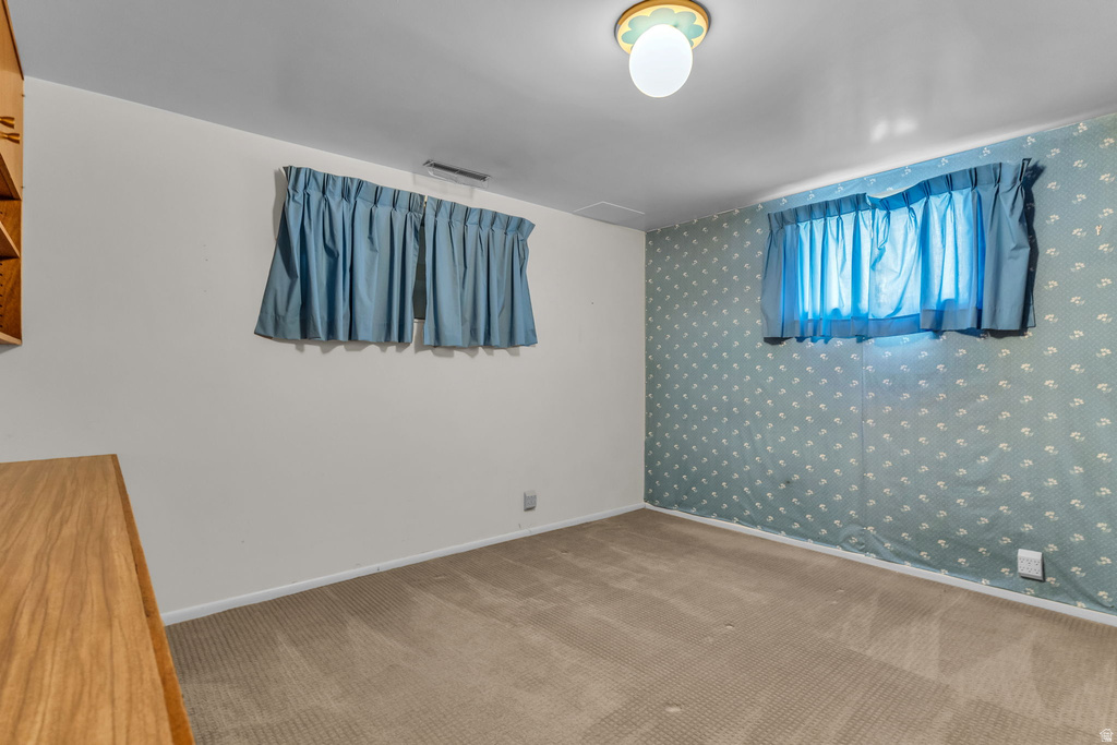 2242 E KENSINGTON AVE Salt Lake City, UT 84108