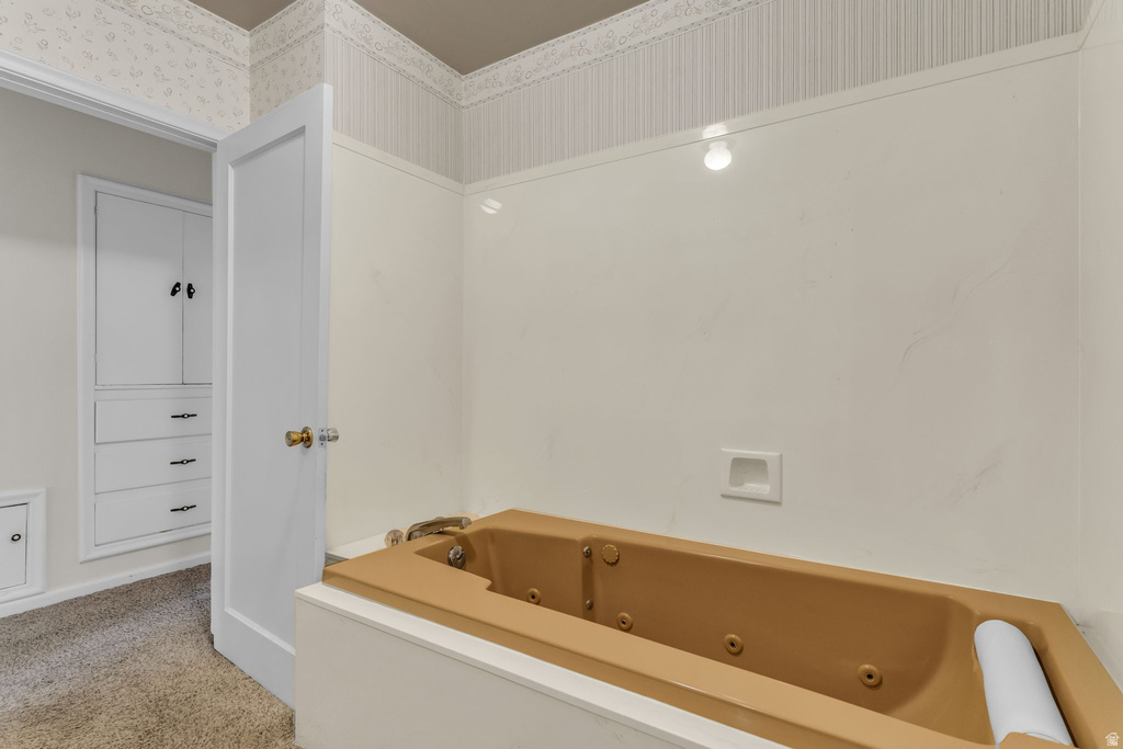 2242 E KENSINGTON AVE Salt Lake City, UT 84108