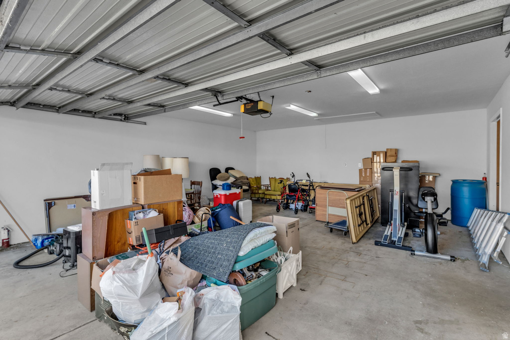 2242 E KENSINGTON AVE Salt Lake City, UT 84108