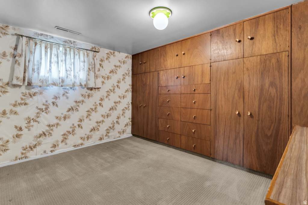 2242 E KENSINGTON AVE Salt Lake City, UT 84108