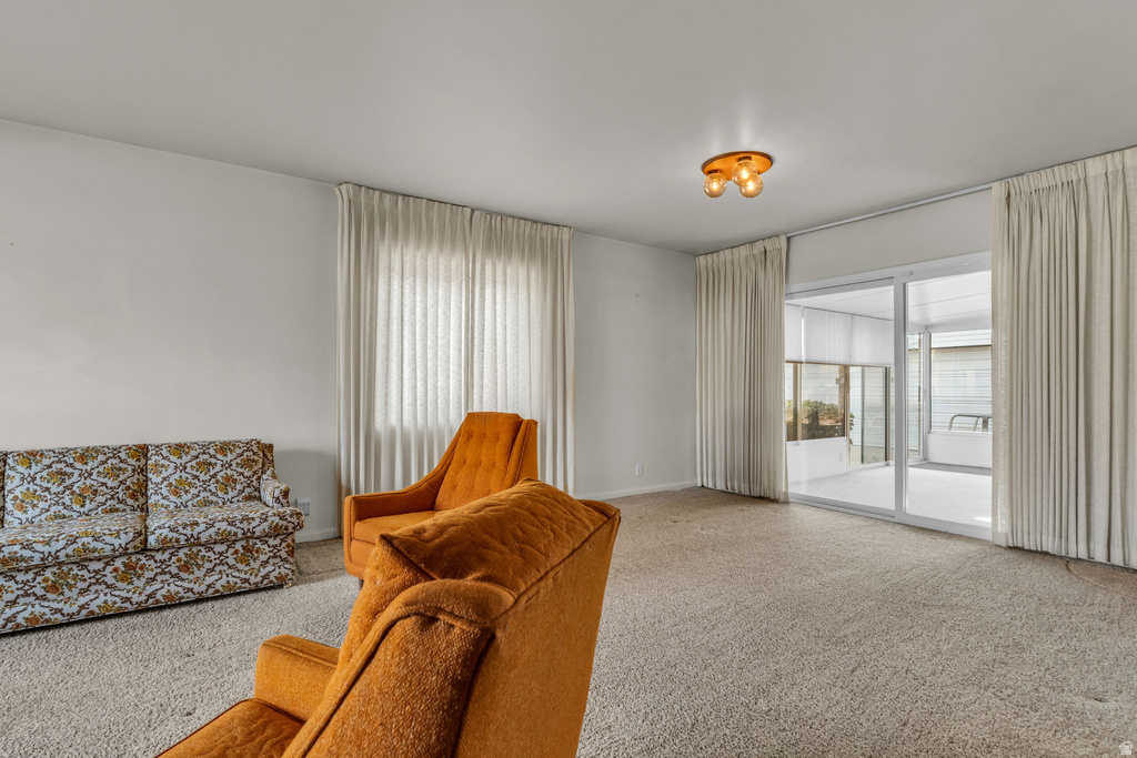 2242 E KENSINGTON AVE Salt Lake City, UT 84108