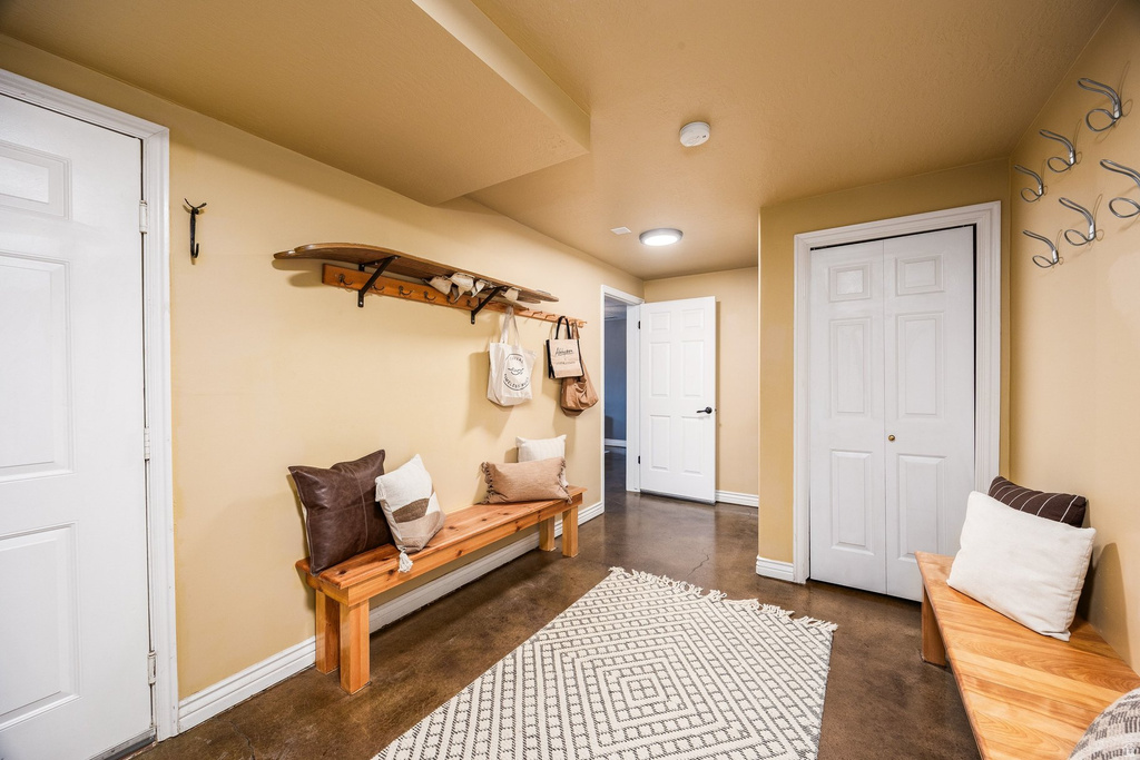 8906 UPPER LANDO LN Park City, UT 84098