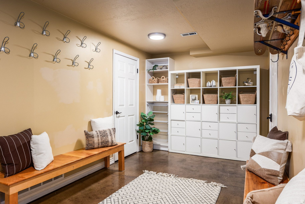 8906 UPPER LANDO LN Park City, UT 84098