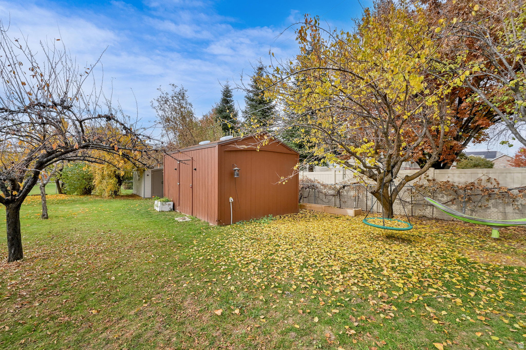 1247 E 300 N Layton, UT 84040